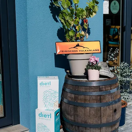 Ferienhaus Winzer - Weingut Dietl *