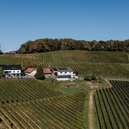 Ferienhaus Winzer - Weingut Dietl