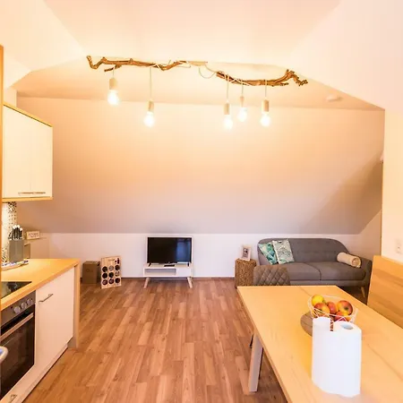 Winzer - Weingut Dietl Ferienhaus Riegersburg