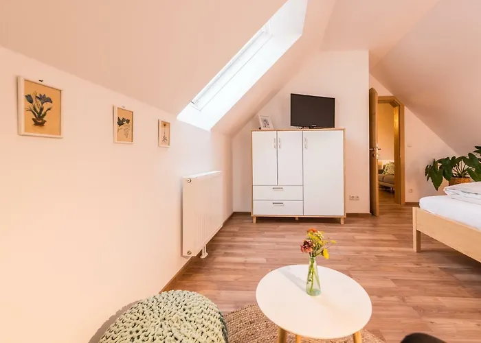 Winzer - Weingut Dietl Riegersburg