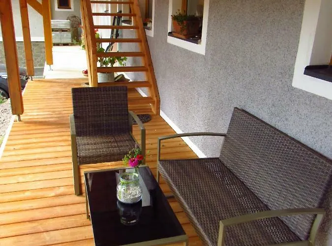 Nyaraló Winzer - Weingut Dietl Riegersburg